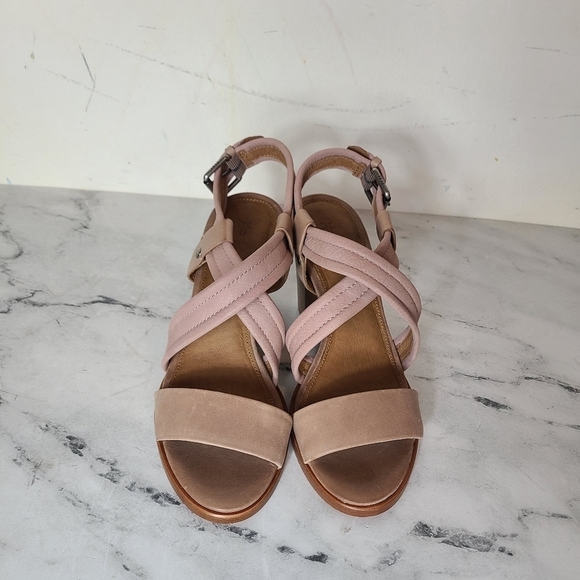 Frye Dani Criss Cross Sandle Lilic 8.5 New With Box - Picture 1 of 7